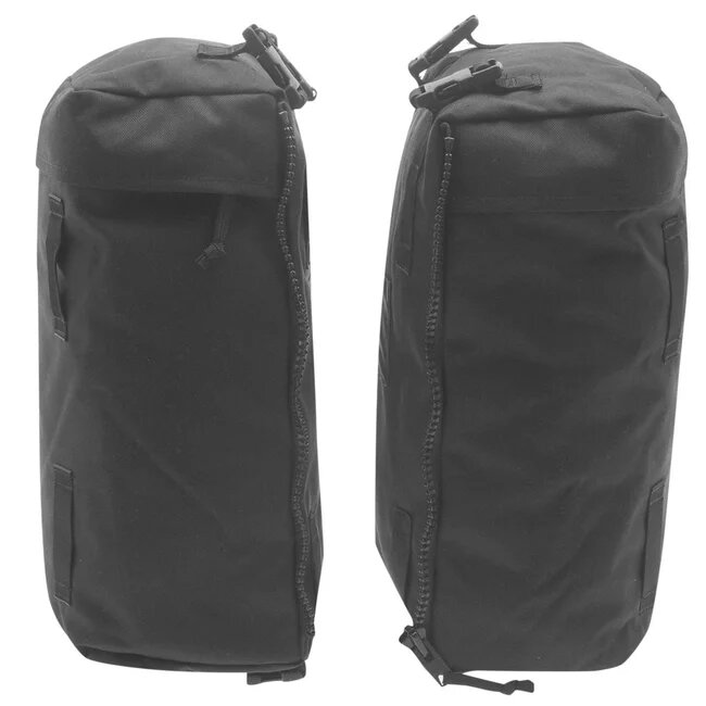 Mochila de trekking de color negro de la marca Karrimor