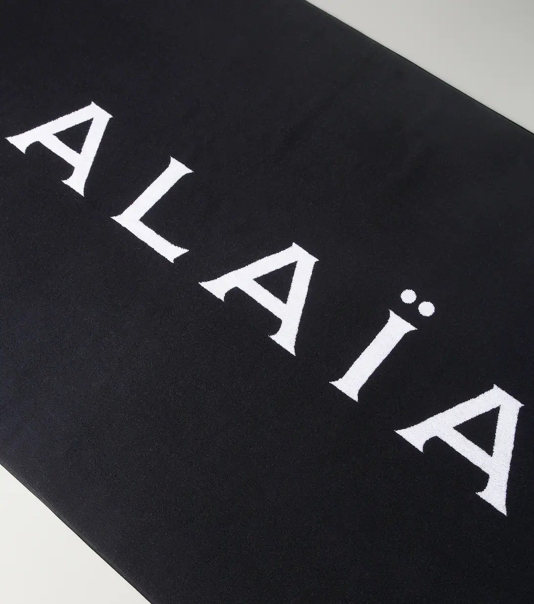 Toalla jacquard de algodón con logo Alaïa