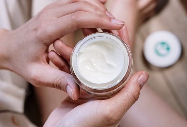 Ricaud ou Avene choisir la meilleure gamme anti age pour votre peau