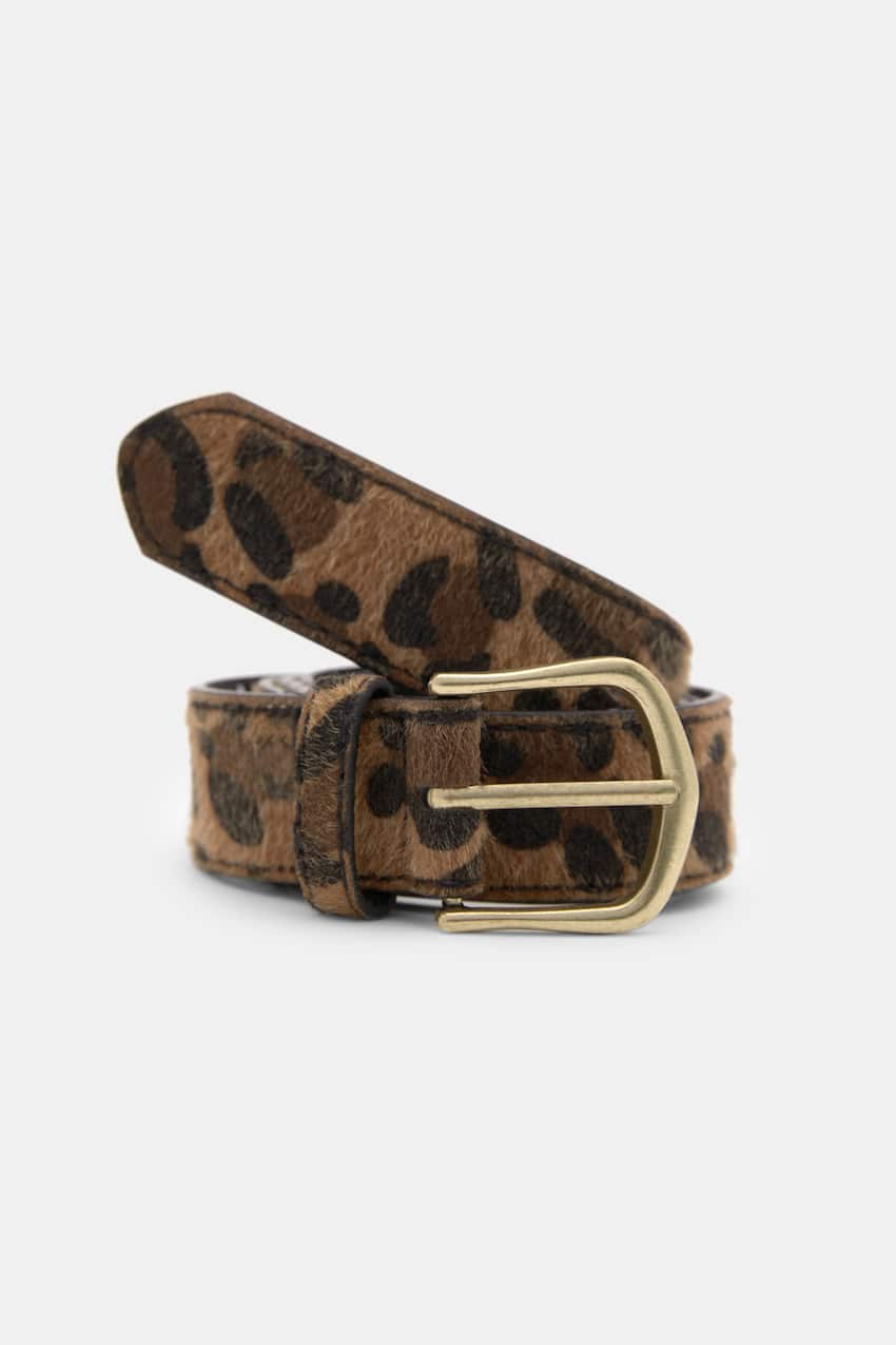 Cinturón con estampado de leopardo con hebilla Pull & Bear