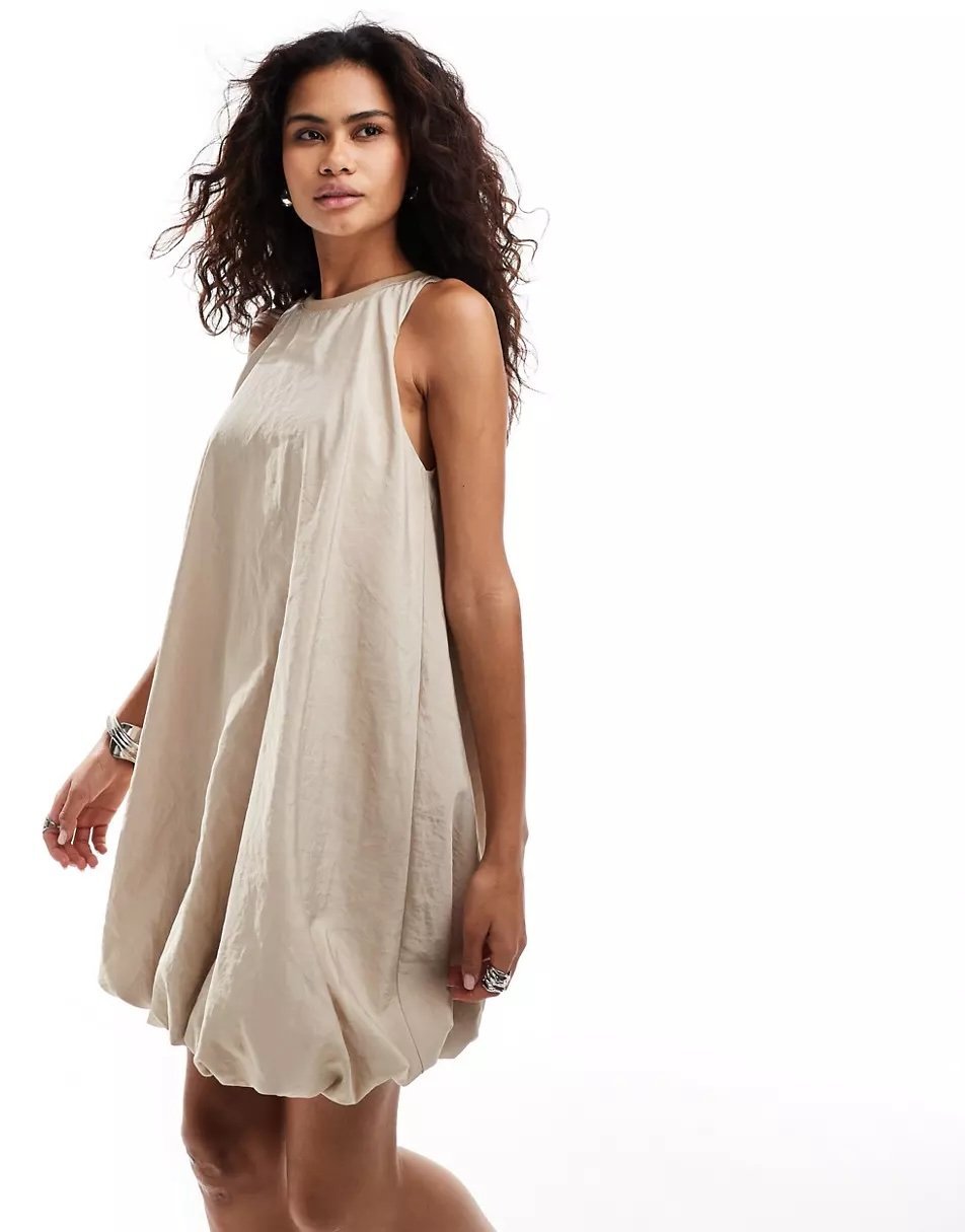 Robe beige bouffant Asos Design