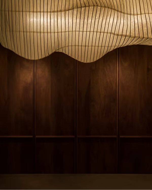 Decoración restaurante Saint Laurent Sushi Park París