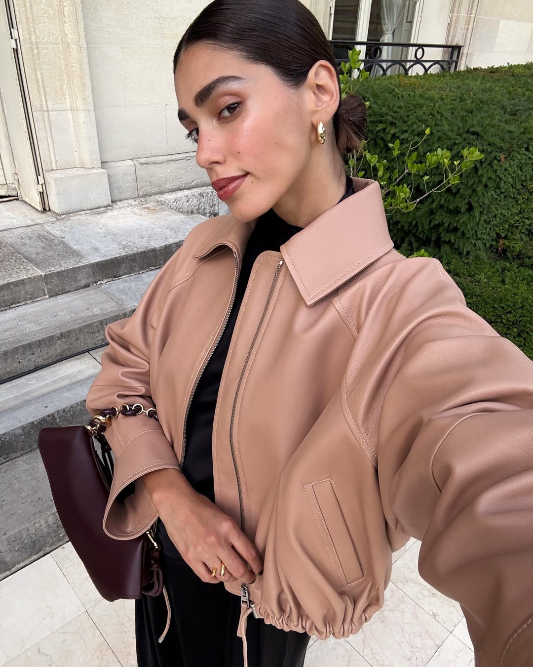 Le mix match plus quun style une posture 1 Lart du mix match entre heritage et avant garde Modalova 1