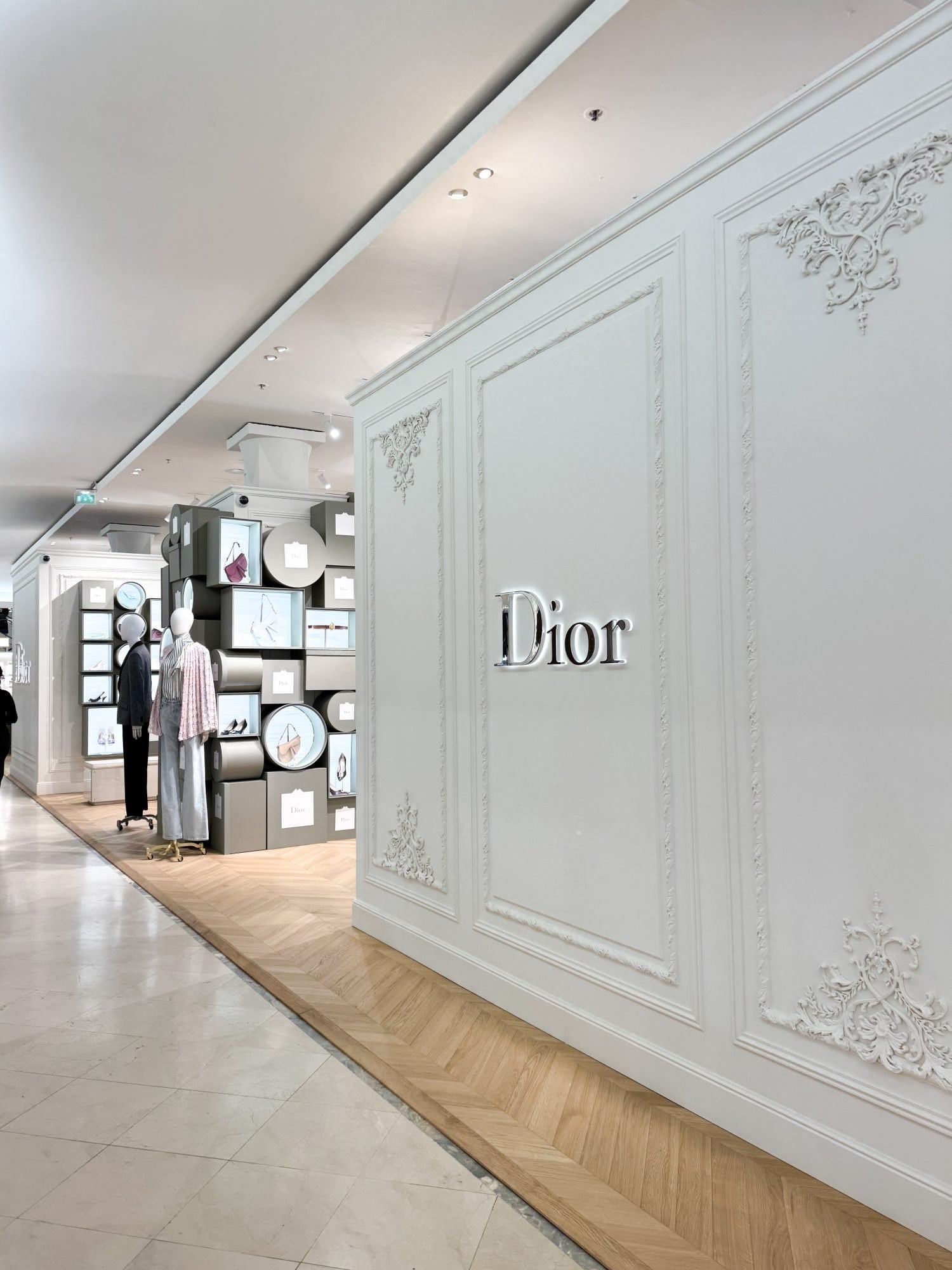 Últimos días para descubrir el pop-up de Dior en Bon Marché 2 Pop-up Dior en Bon Marché foto Pauline PINOT