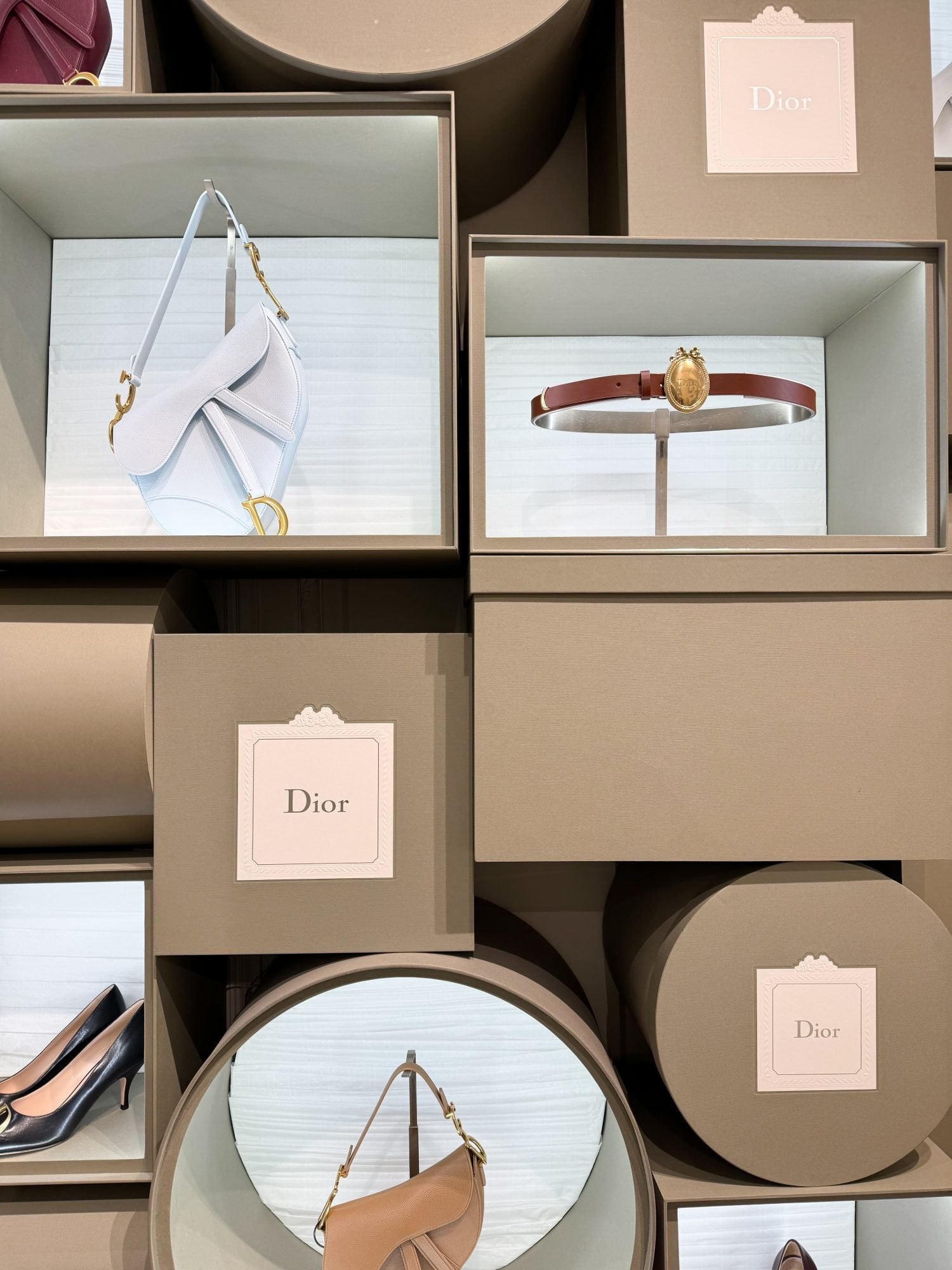 Últimos días para descubrir el pop-up de Dior en Bon Marché 3 Colecciones Jonathan Anderson pop up Dior foto Pauline PINOT