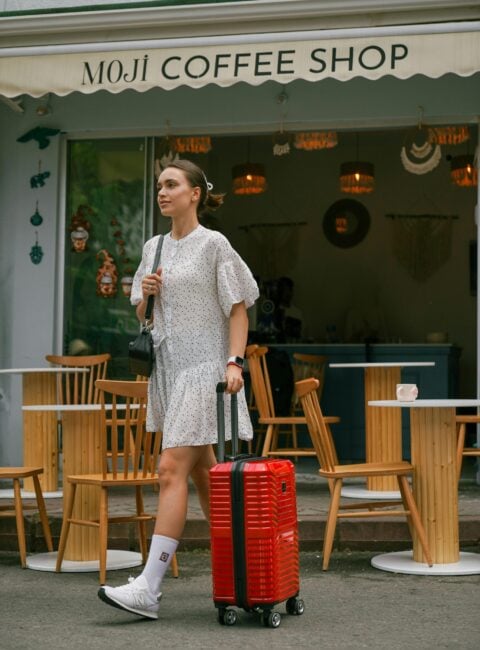 El regreso del equipaje chic a la moda contemporanea Modalova scaled