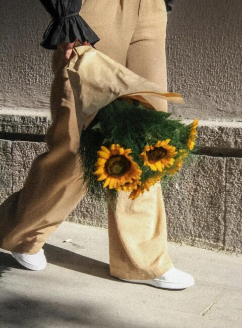 Pantalones de mujer las siluetas que definiran 2026 Modalova