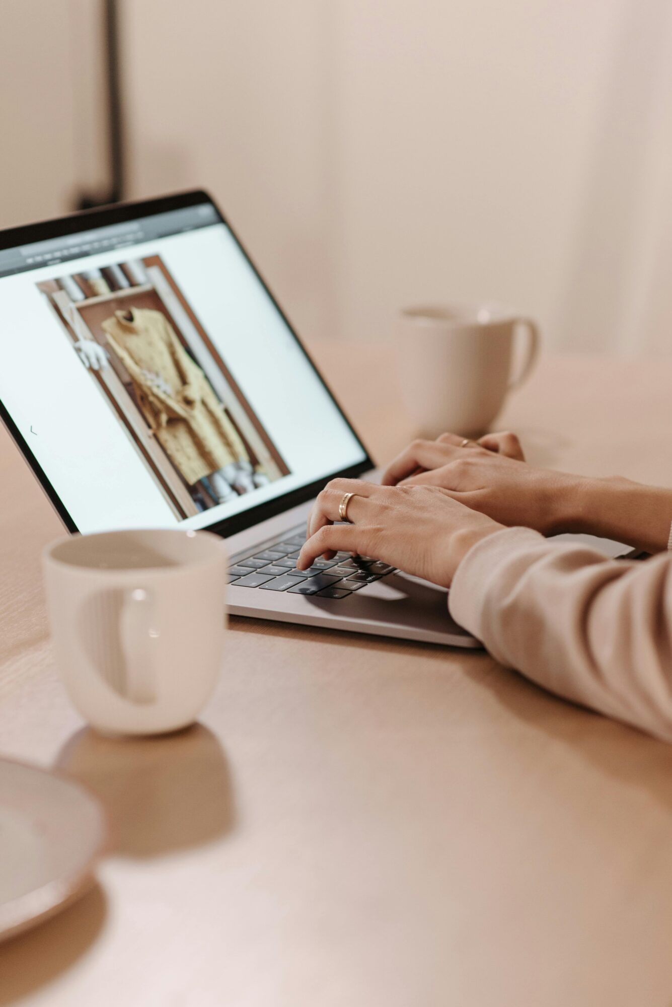 La vitrina digital, nuevo flagship de las marcas 4 Seguridad y confianza dos pilares del shopping premium La vitrina digital nuevo flagship de las marcas Modalova