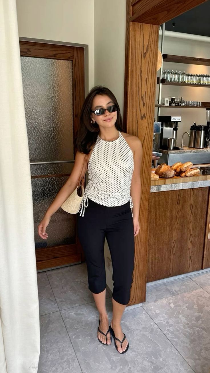 Look casual con pantalón capri primavera verano