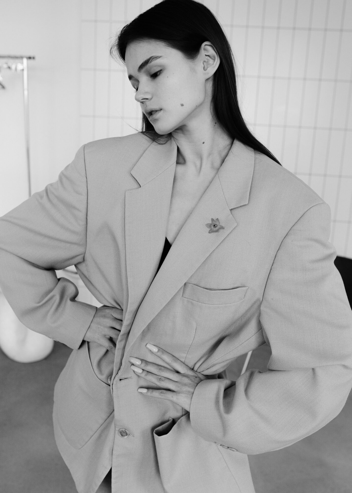 Des epaules affirmees aux volumes oversize 1 Cet hiver le blazer pour femme change de proportions Modalova